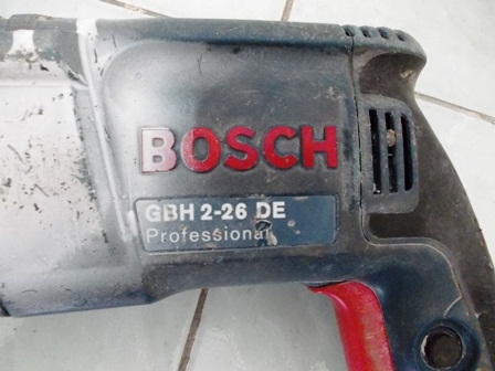สว่านโรตารี่3ระบบBOSCHรุ่นGBH2-26DE สภาพดี 1600เท่านั้น