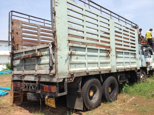 ขาย 10 ล้อ 1 เพลา เครื่อง 175 สภาคพร้อมใช่