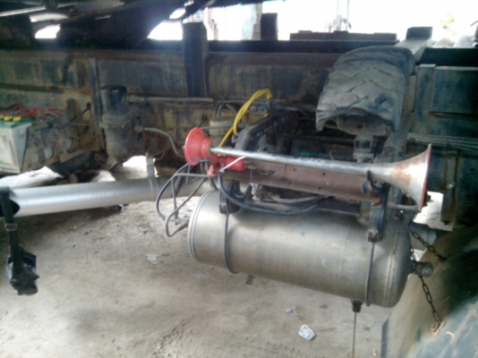 ขายสิบล้อ 2 เพลา สภาพสวยๆๆๆๆราคาคุยกันได้ ขายสิบล้อ 2 เพลา สภาพสวยๆๆๆๆราคาคุยกันได้