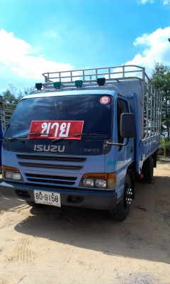 รถหกล้อ อีซูซุ ฝาดำ