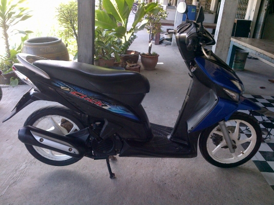 ขาย!ฮอนด้าคลิ๊กรุ่นท๊อป ล้อแม็ก ปี49 รถเครื่องเดิมแน่นๆ พร้อมใช้ ทะเบียน+เอกสารโอน ภาษีไม่หมด 088-2197709