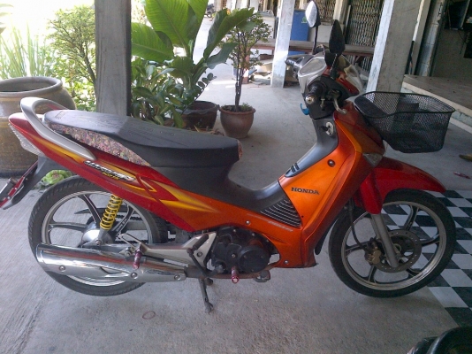 ด่วน!เวฟ125ไอหัวฉีด สต๊าทมือ ล้อแม็ก ปี48 รถเครื่องเดิมแน่นๆ พร้อมใช้ ทะเบียน+เอกสารโอน ภาษีไม่หมด 088-2197709