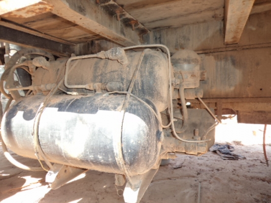 ขายรถ10ล้อนิสสันยูดี2เพลาเป็นเทเลอร์เข็นแม็กโค200-320ได้สบายๆ พร้อมใช้งานคับ