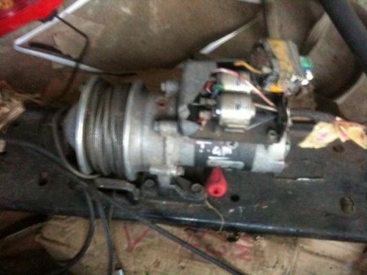 ขายวินติดรถ สภาพสวยครับ มีตามรูปครับ