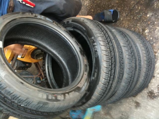 ยางสภาพสวยครับ 195-45-15 ปี 2011