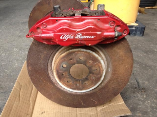 ขายชุด เบรค แมมโบ สภาพสวยครับ เก่าญี่ปุ่น