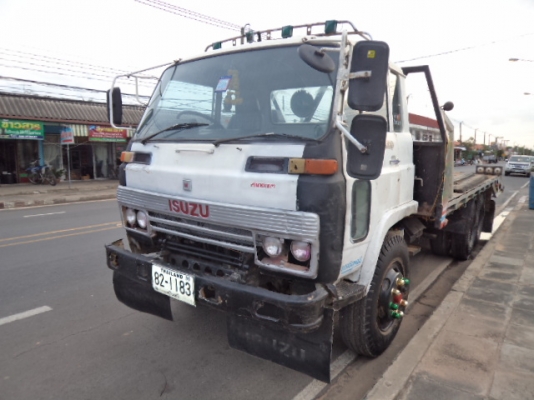 ขายรถอีซูซุ10ล้อเทเลอร์JCM เข็นรถแม็กโค120 สภาพดีพร้อมใช้งานคับ