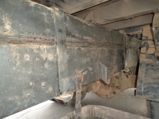 ขายรถอีซูซุ10ล้อเทเลอร์JCM เข็นรถแม็กโค120 สภาพดีพร้อมใช้งานคับ