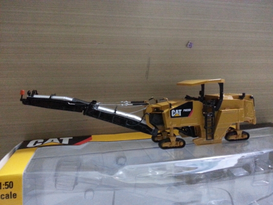 ขายโมเดลcatterpillar pm200 เปนโมเดลตัวใหม่ล่าสุดคับ เพิ่งมาใหม่คับ พร้อมส่งคับ โทรสอบถามตลอด24ช้วโมงคับ