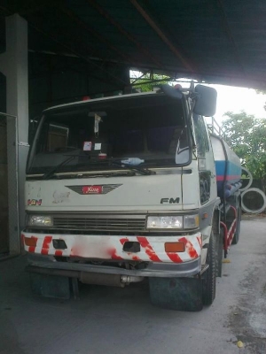 รถฮีโน่ 10 ล้อ บรรทุกน้ำมัน FM3M 240 แรงม้า  สนใจติดต่อ 081 - 6079515