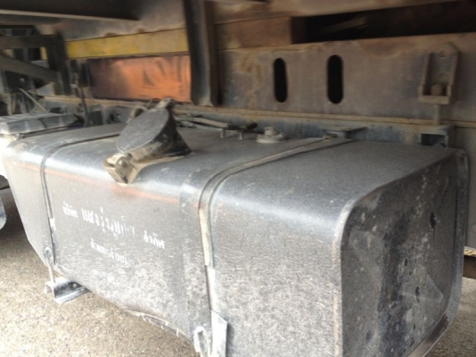 รถฮีโน่ 6 ล้อดั๊ม 220 แรงม้า ปี 51  สนใจติดต่อ 081 - 6079515