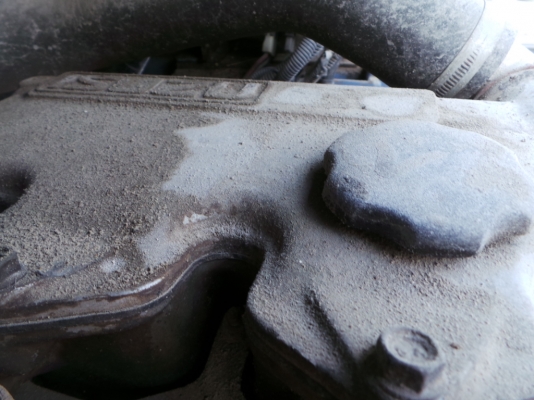 kawasaki รถตักล้อยาง ตักขึ้นหกล้อได้  เอวดี ปั้มไม่เยิ้ม เครื่องดี พร้อมใช้ค่ะ