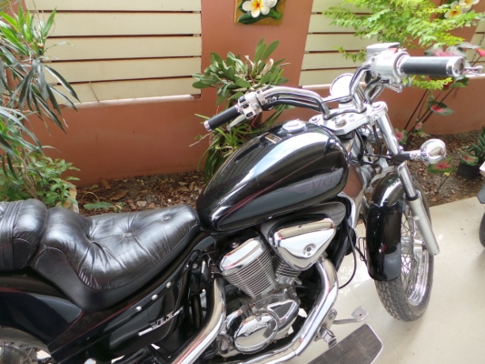 HONDA STREED มีใบอินวอยซ์ เอกสารพร้อมจดทะเบียนค่ะ