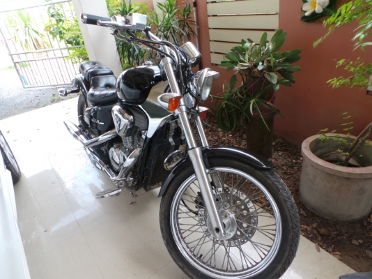 HONDA STREED มีใบอินวอยซ์ เอกสารพร้อมจดทะเบียนค่ะ