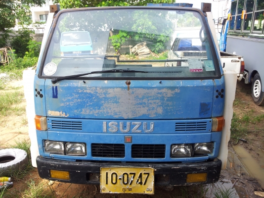 ขายหัวแชสซี ISUZU สองแถว 4 ล้อใหญ่พร้อมต่อใหม่