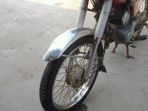 ขาย SUZUKI A 100 เดิมแห้ง เครื่องดีมาก ของเดิมเต็มคัน  ทะเบียนโอน