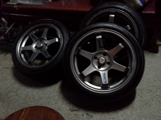 ขายล้อTE37 สีบรอน ขอบ17 กว้าง7 4/100 พร้อมยางDUNLOP DZ101 205-45-17ญี่ปุ่น  ปี11ถูกๆ