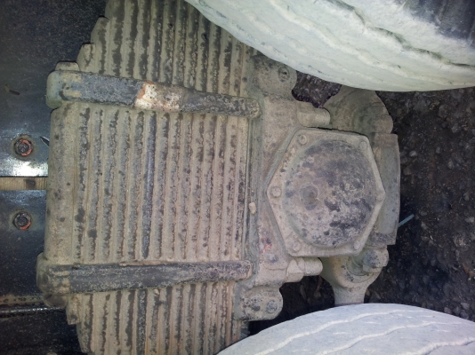 ด่วนแท่นHINO FL เพลาเดียวแท้รถห้าง ด่วนแท่นHINO FL เพลาเดียวแท้รถห้าง