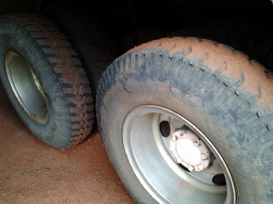 ***ขายแล้วครับขอบคุณ Truck2hand ขาย 10ล้อ2เพลาดั๊ม"ไอ้หลง"195 MITSUBISHI FN527M-TD0562 ปี37 เครื่องเดิมๆซีเรียลตรง6D16-TD0562 195 แรง แห้งๆไม่เยิ้ม แรงดี เกียร์เดิม10สปีด เข้าง่ายไม่หลุด ช่วงล่างแน่น คัสซีสวยเดิมๆไม่ผุไม่ดาม เบรคใหญ่แล้ว กระบะดั