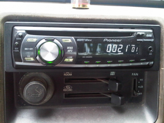 ขายวิทยุPioneer  CD /MP3 /มีช่องเสียAUX  มีรีโมท