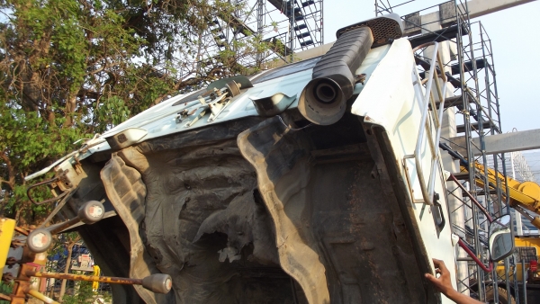 ขายรถหกล้อ ติดเครน