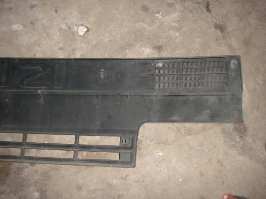 หน้ากาก + ตาไฟ + ไฟมุม + แก้ม  ของ ISUZU 115 แรงตาหวาน