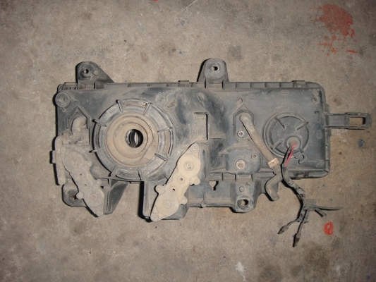 หน้ากาก + ตาไฟ + ไฟมุม + แก้ม  ของ ISUZU 115 แรงตาหวาน