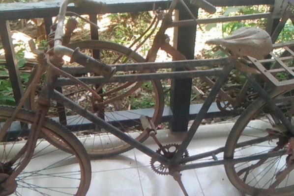 ขายจักรยานเก่าๆ2คันคับ6500สนใจ0853647170