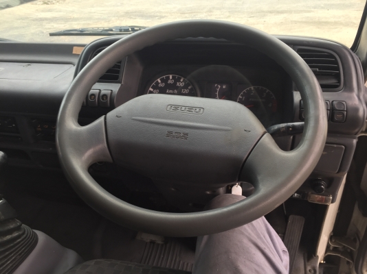 ขายหัวเก๋งnprตาเพชรสภาพสวยกริบหัวติดครัชซีราคา99000 ขายหัวเก๋งnprตาเพชรสภาพสวยกริบหัวติดครัชซีราคา99000