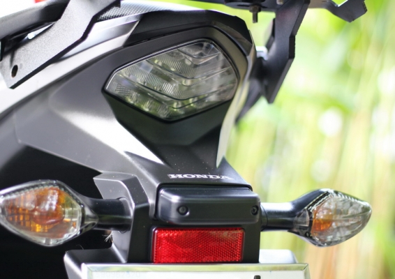 Honda CB500X ปี 2016 สีแดง LEDรถสวยมาก Honda CB500X ปี 2016 สีแดง LEDรถสวยมาก