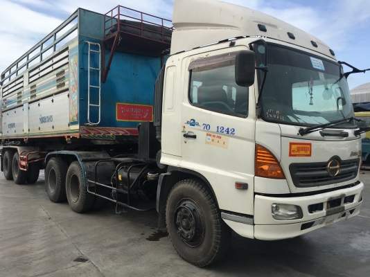 หัวลาก 10 ล้อ HINO FM1J 260 แรง ปี 46 หางเซมิดั้มยาว 7.5 เมตร อู่ ส.สุชัย สภาพพร้อมใช้ สนใจ 092-5852