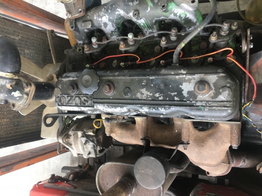 ขายเครื่อง isuzu 85 พร้อมแท่น หม้อน้ำ ไม่มีเกียร์ 0986599893 ขายเครื่อง isuzu 85 พร้อมแท่น หม้อน้ำ ไม่มีเกียร์ 0986599893