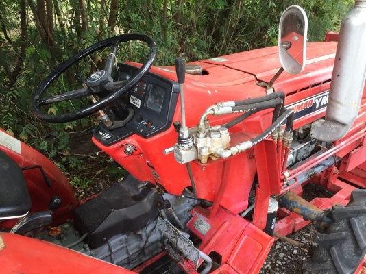 ยันมาร์ YM2020 4WD (ขับ 4 ล้อ) ยันมาร์ YM2020 4WD (ขับ 4 ล้อ)