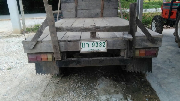 สี่ล้อกลางเครื่องอีสุเพลาลอยสภาพสมบูรณ์พร้อมใช้ทุกระบบคับ สี่ล้อกลางเครื่องอีสุเพลาลอยสภาพสมบูรณ์พร้อมใช้ทุกระบบคับ