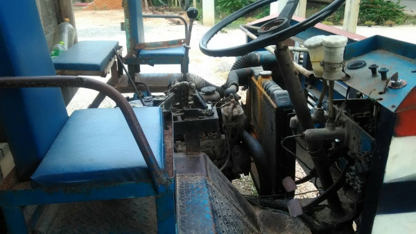 สี่ล้อกลางเครื่องอีสุเพลาลอยสภาพสมบูรณ์พร้อมใช้ทุกระบบคับ สี่ล้อกลางเครื่องอีสุเพลาลอยสภาพสมบูรณ์พร้อมใช้ทุกระบบคับ