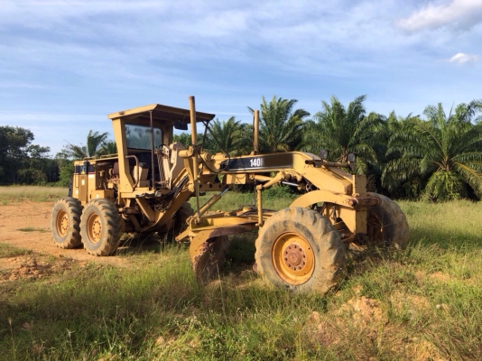 ขายรถเกรด CATERPILLAR 140H 5HM สวยๆเดิมๆ เล่มทะเบียน สนใจโทร 081-970-1072