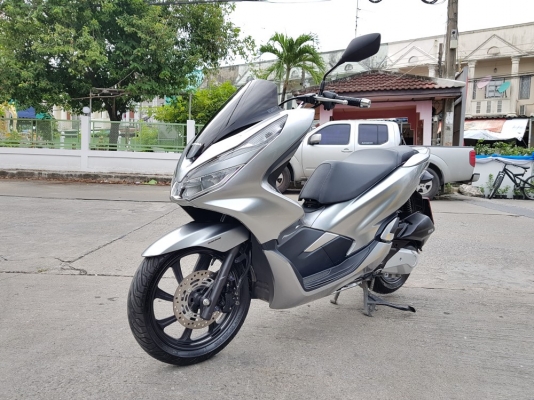 Pcx 150i 2018 โฉมใหม่ล่าสุด อายุไม่กี่เดือน รถซื้อสดมีเล่มครบ