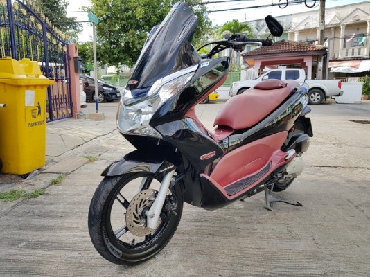 Pcx 150i สีขาว 2013 รถมือเดียว เอกสารครบพร้อมโอน