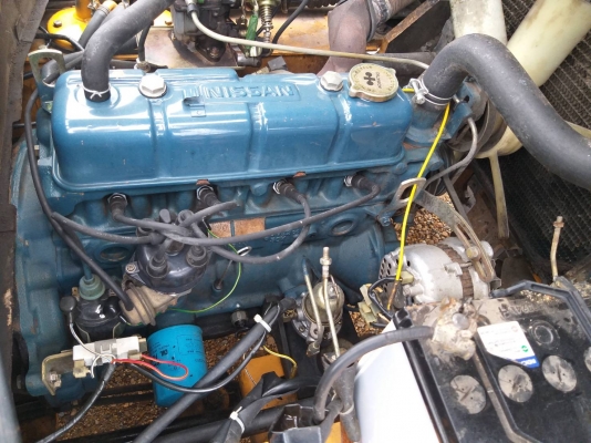 ขายรถยก KOMATSU FG 25-11 เครื่องเบนซิน H20  เสาสูง 5.5 เมตร ยกได้ 2.5 ตัน เกียร์ออโต้ ล้อหน้าคู่ รถนอกนำเข้า ติดต่อ 098-7962549