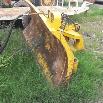 ใบดัน สภาพสวยมาก เดิมใช้กับรถตัก WA100