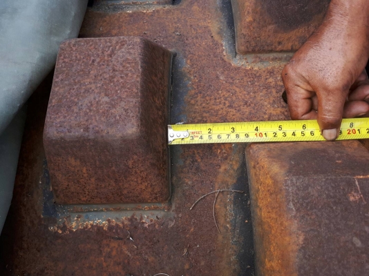 ขายเปลือกหนามรถบด10ตันBomagรุ่นใหม่ ของแท้ ใช้งานไป200ชม