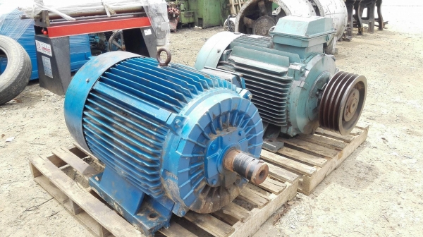 มอเตอร์ไฟฟ้ากำลัง ขนาด 100 HP 4 POLE 380V เข้ามา 2 ตัว สภาพสวยลวดเดิมวิ่งนิ่มพร้อมใช้ มอเตอร์ไฟฟ้ากำลัง ขนาด 100 HP 4 POLE 380V เข้ามา 2 ตัว สภาพสวยลวดเดิมวิ่งนิ่มพร้อมใช้