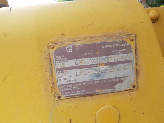 ขายแทรคเตอร์ CAT.D4E ไม่มีเอกสารราคา 380,000