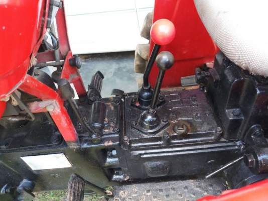 รถไถยูเอ็มไทซัน