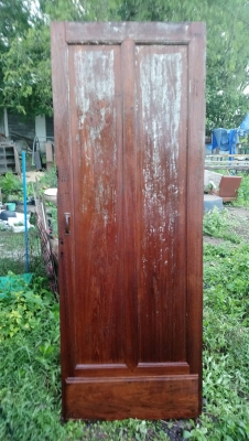 ประตูไม้สักโบราณฟักเรียบไม้แผ่นเดียว