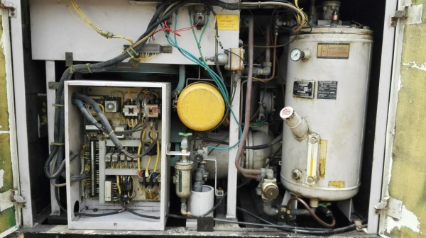 ปั้มลมสกรูญี่ปุ่น AIRMAN JAPAN รุ่น SAS37P ขนาด 50 HP ไฟ 380V สภาพสวยพร้อมใช้งาน