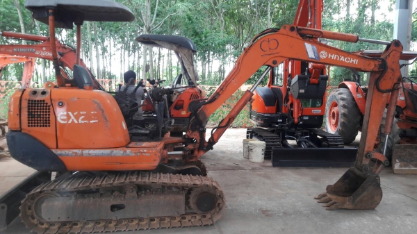 ขายด่วนๆๆรถขุดฮิตาชิ230000 ขายด่วนๆๆรถขุดฮิตาชิ230000