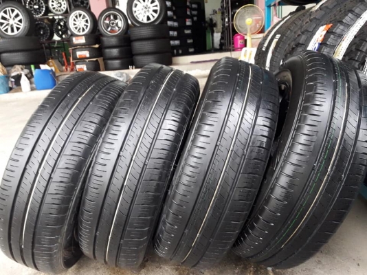 ล้อแม็กป้ายแดง mazda 2 15"x5.5" et40 พร้อมยางปี18