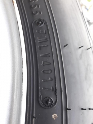 ขายล้อเหล็ก navara 15" 6รู114.3 ยางปลายปี17 dunlp