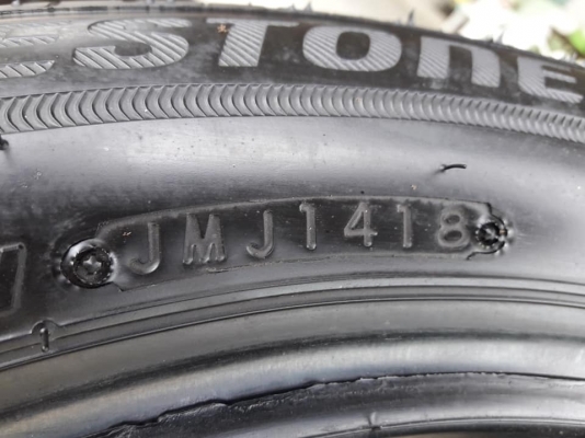ขายยางป้ายแดง bridgestone ecopia ep150 185/55r16 ผลิตสัปดาห์ที่14ปี18